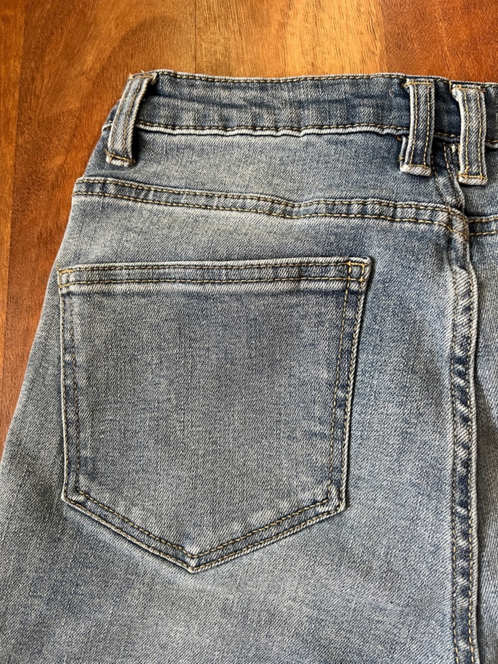 Like new Light Wash Straight-Leg Oat Jeans - Picture 15 of 16